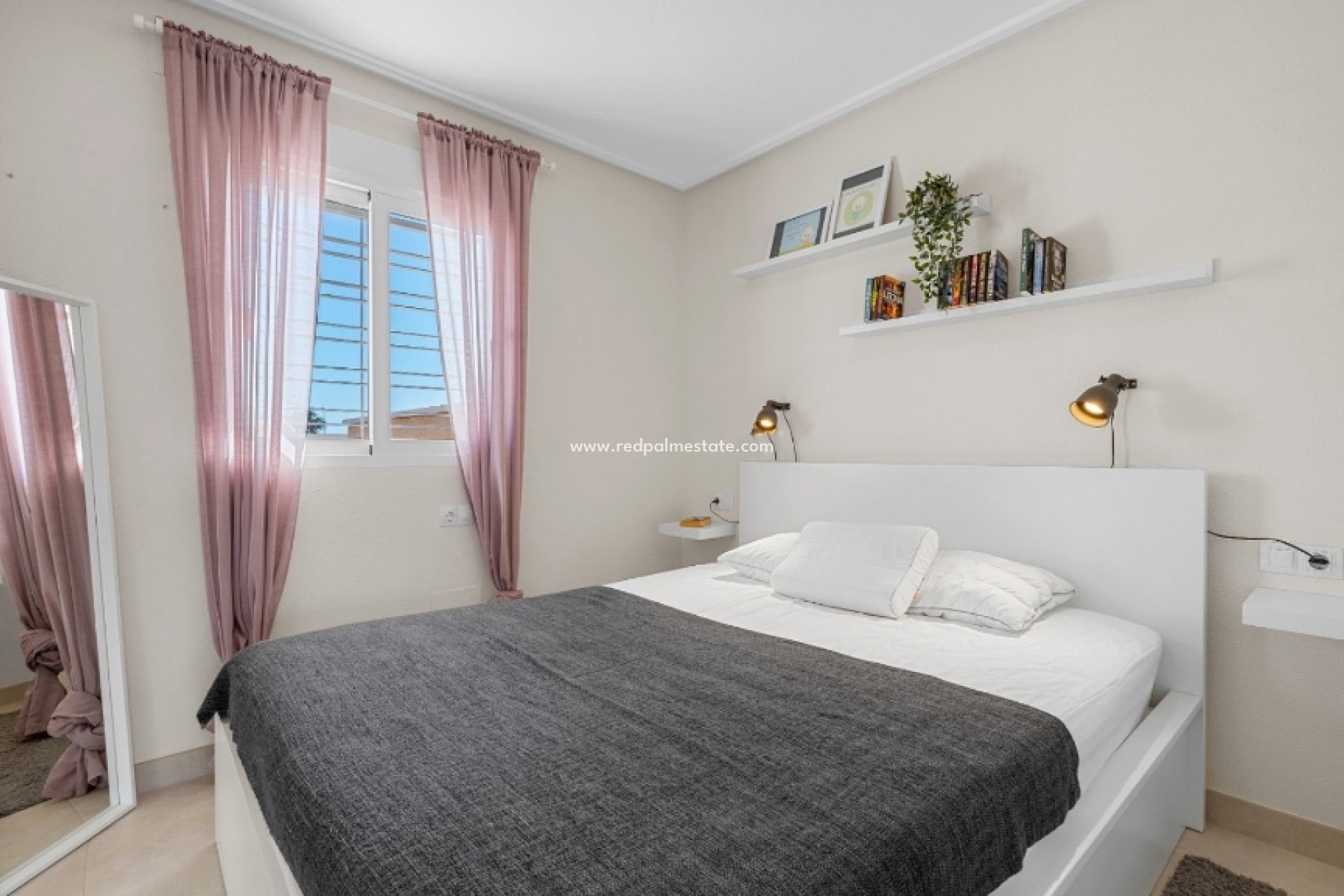 Videresalg - Rekkehus -
Orihuela Costa - Cabo Roig