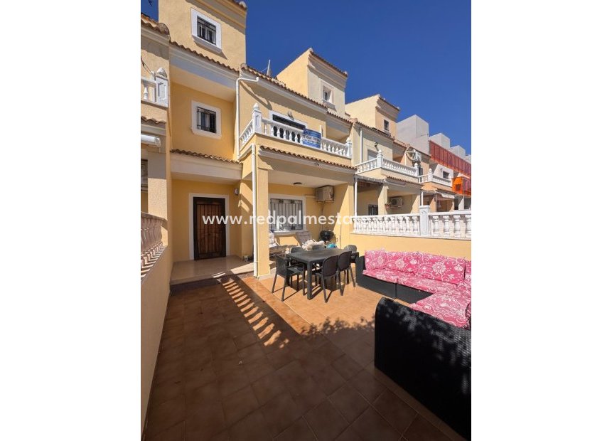 Videresalg - Rekkehus -
Orihuela Costa - Campoamor