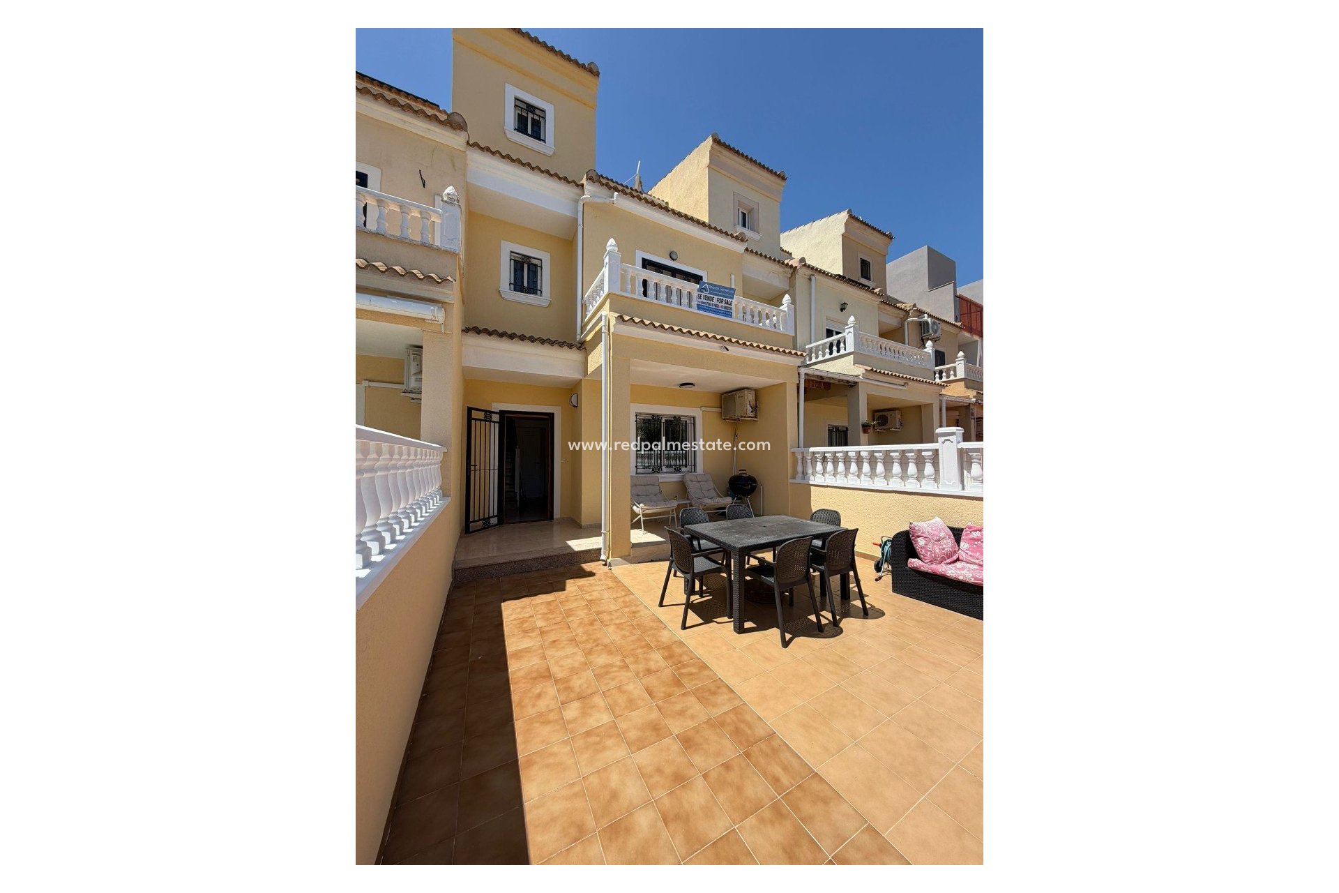Videresalg - Rekkehus -
Orihuela Costa - Campoamor