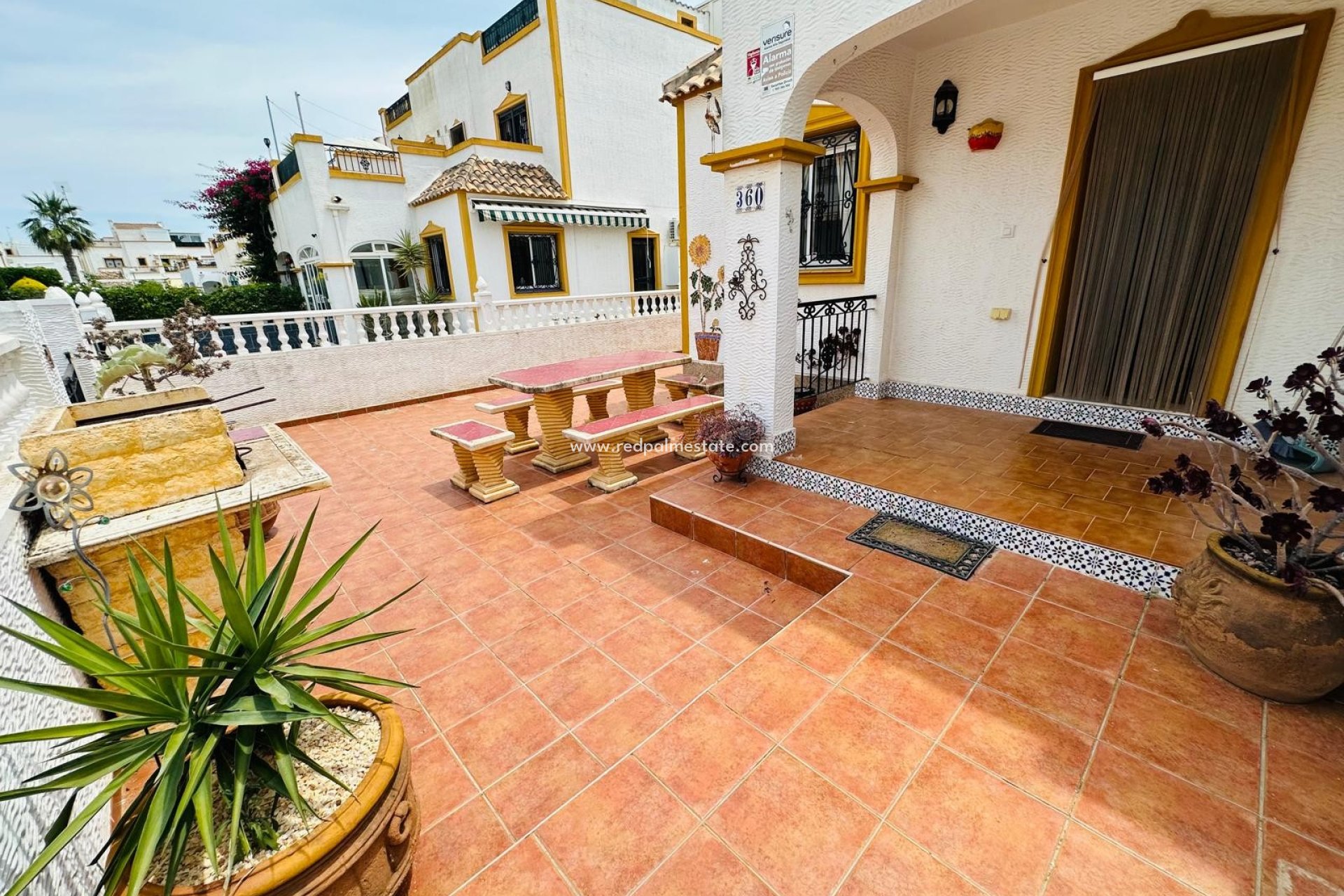 Videresalg - Rekkehus -
Orihuela Costa - Inland