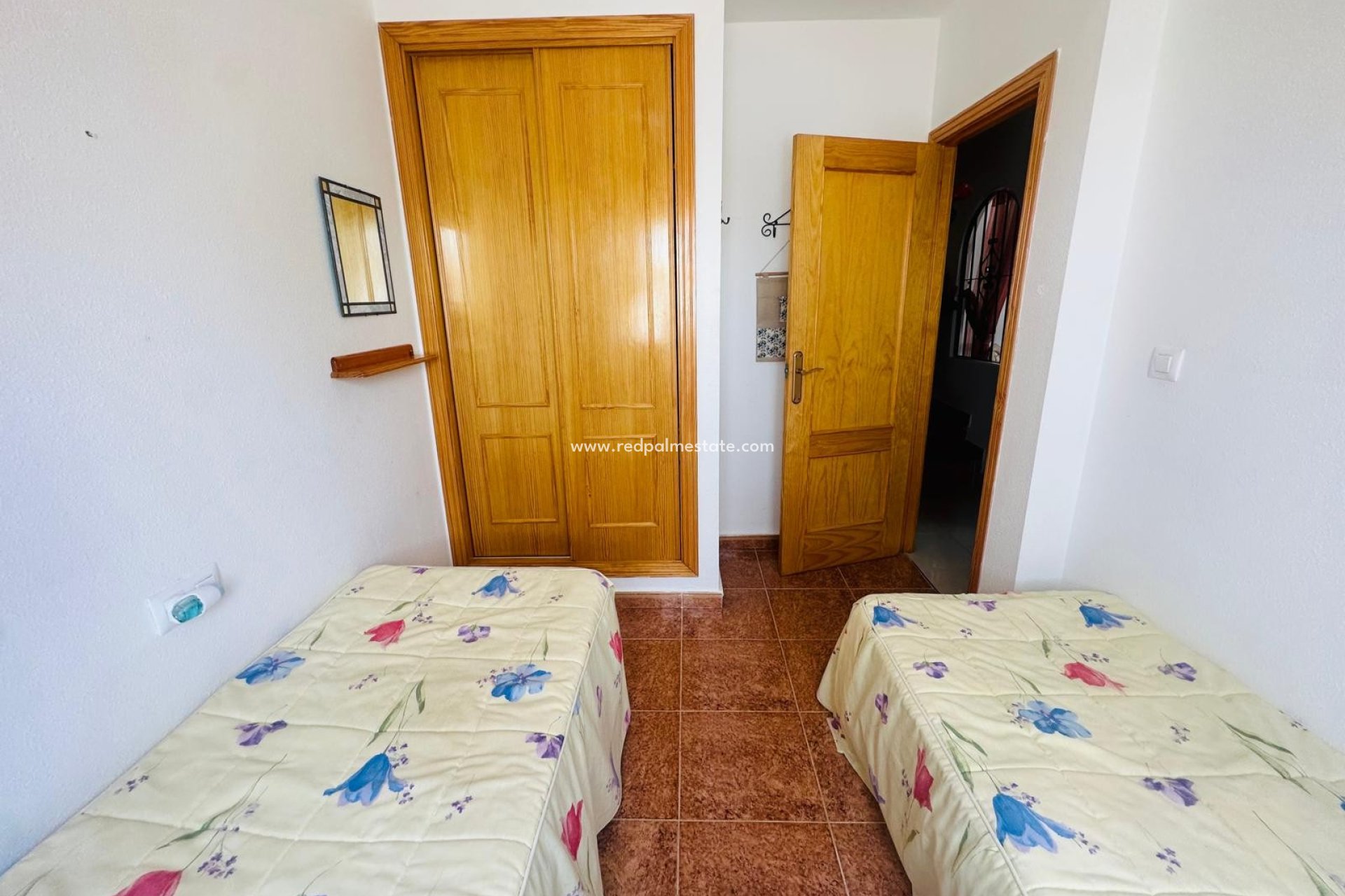 Videresalg - Rekkehus -
Orihuela Costa - Inland