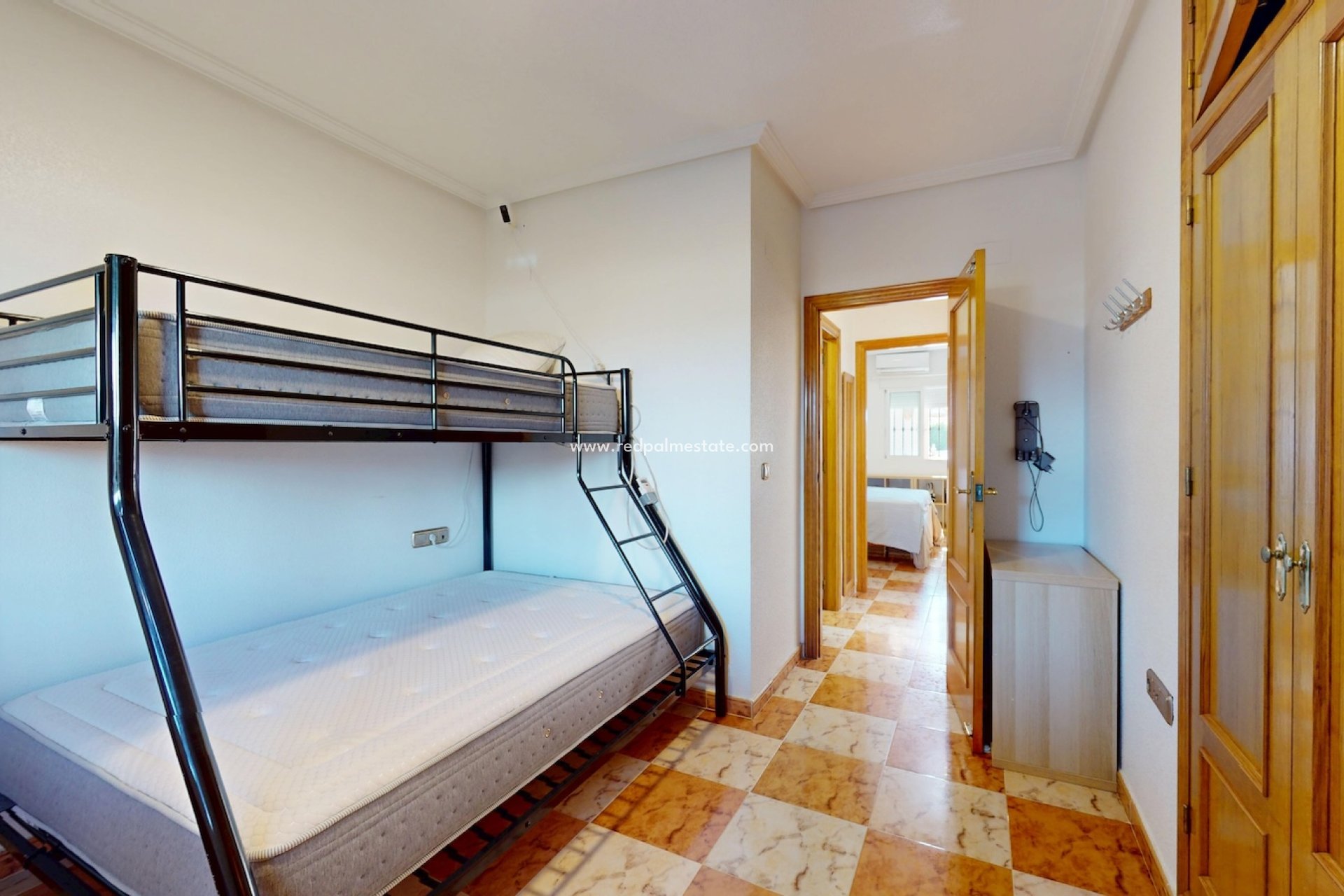 Videresalg - Rekkehus -
Orihuela Costa - Inland