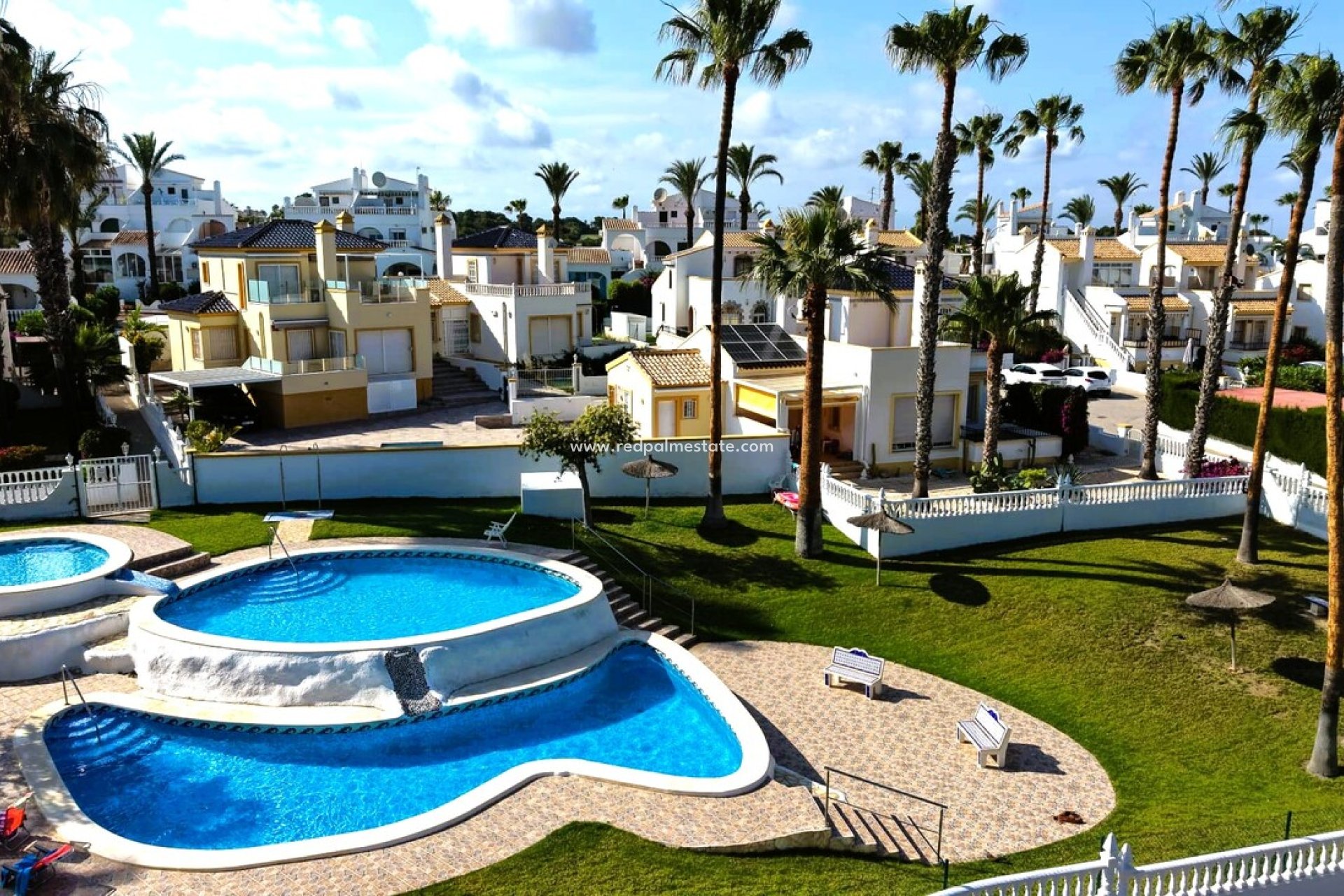 Videresalg - Rekkehus -
Orihuela Costa - Inland