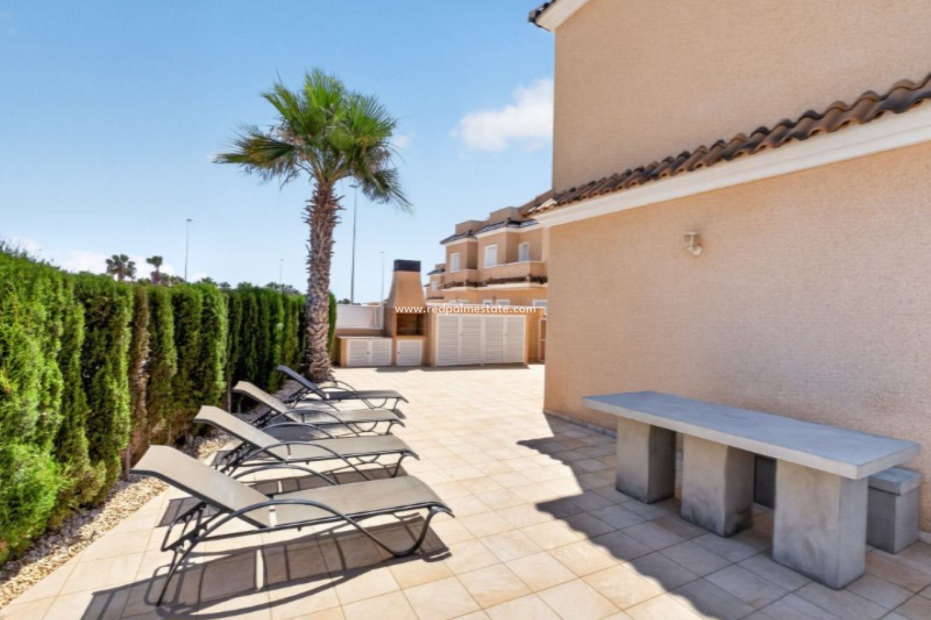 Videresalg - Rekkehus -
Orihuela Costa - Inland