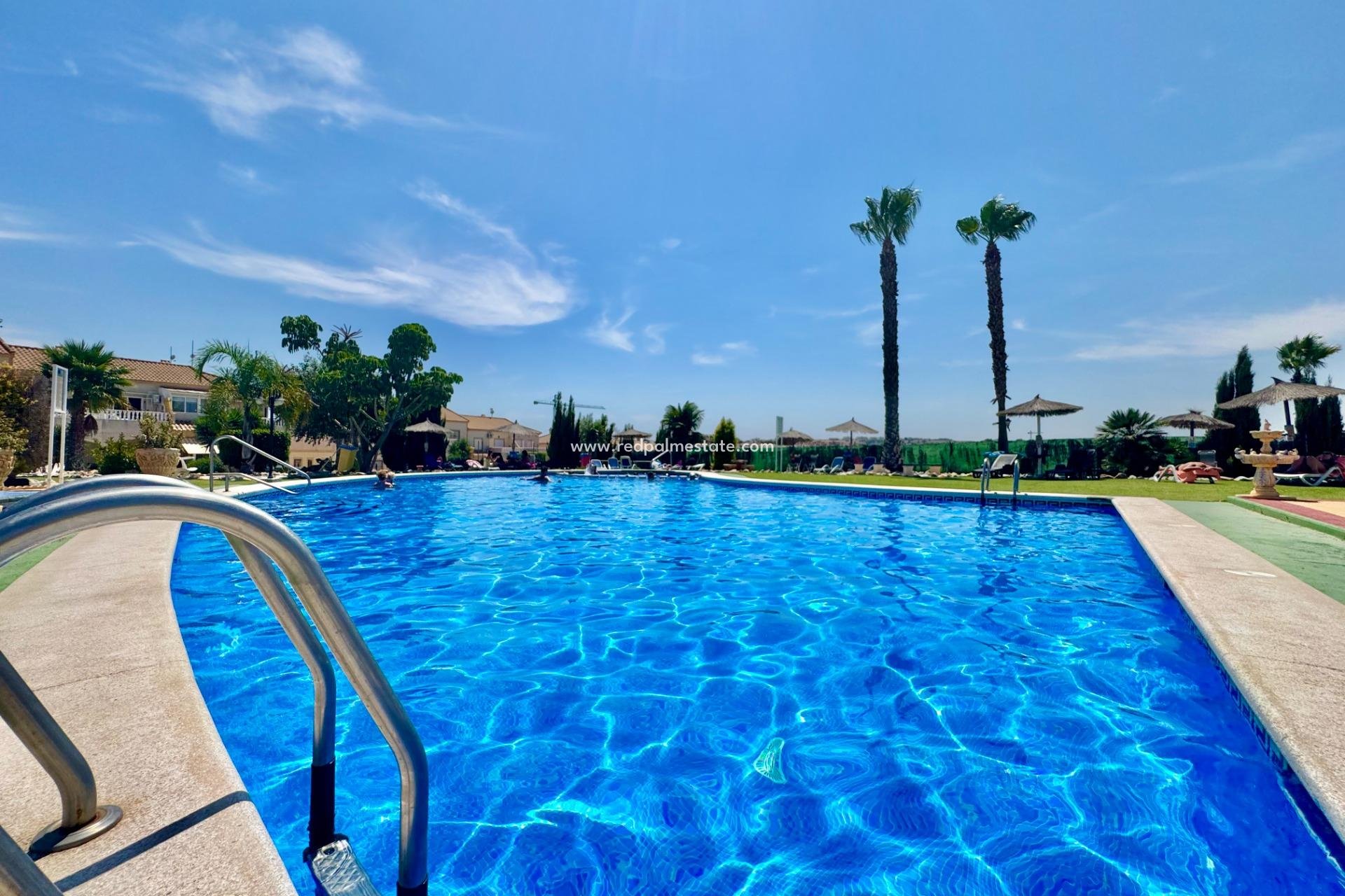 Videresalg - Rekkehus -
Orihuela Costa - La Florida