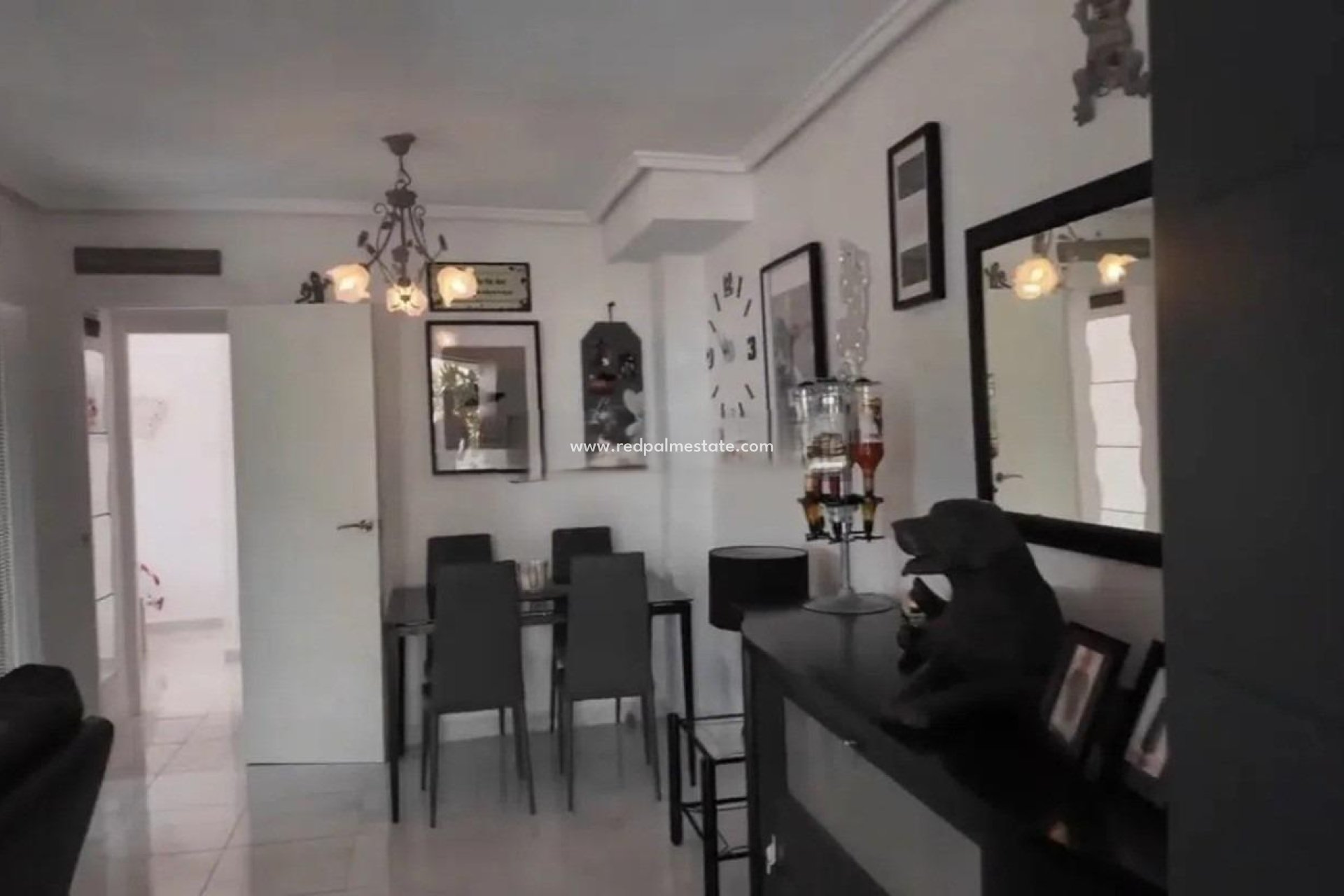 Videresalg - Rekkehus -
Orihuela Costa - Los Almendros-la Florida