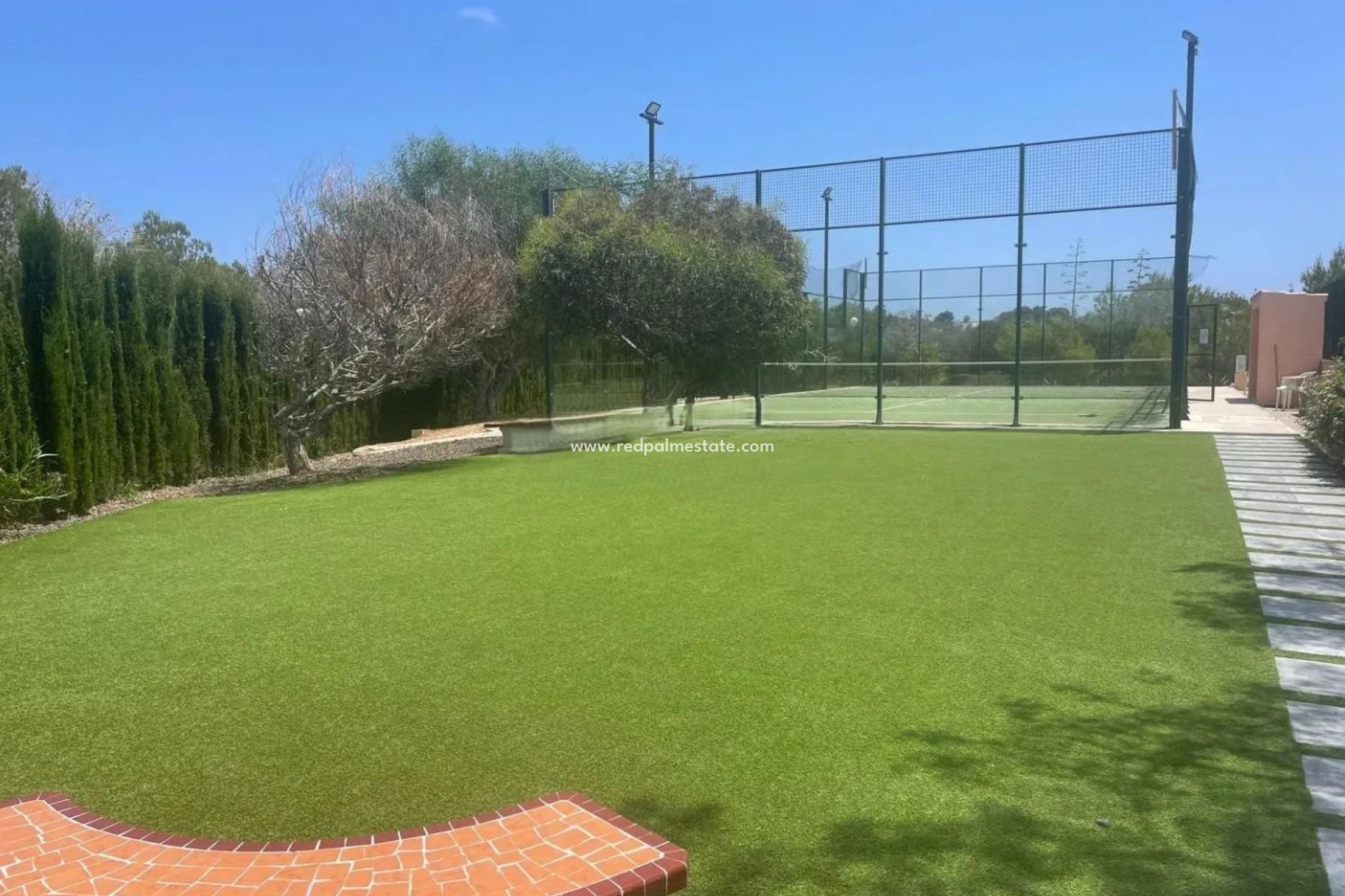 Videresalg - Rekkehus -
Orihuela Costa - Los Almendros-la Florida