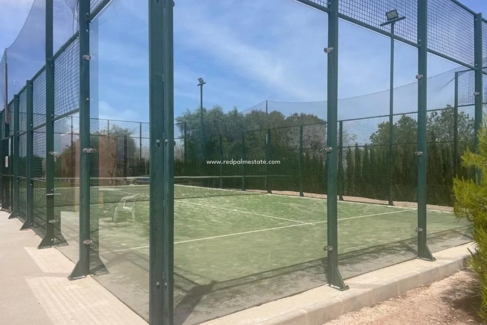 Videresalg - Rekkehus -
Orihuela Costa - Los Almendros-la Florida