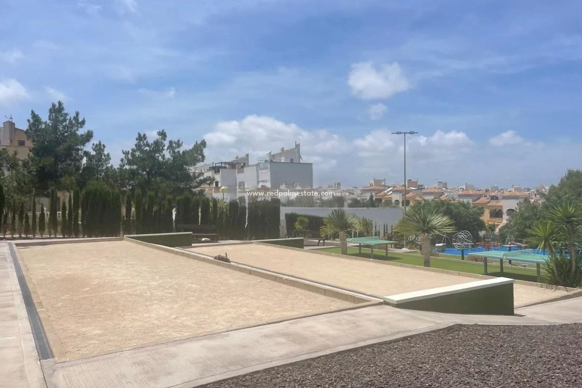 Videresalg - Rekkehus -
Orihuela Costa - Los Almendros-la Florida