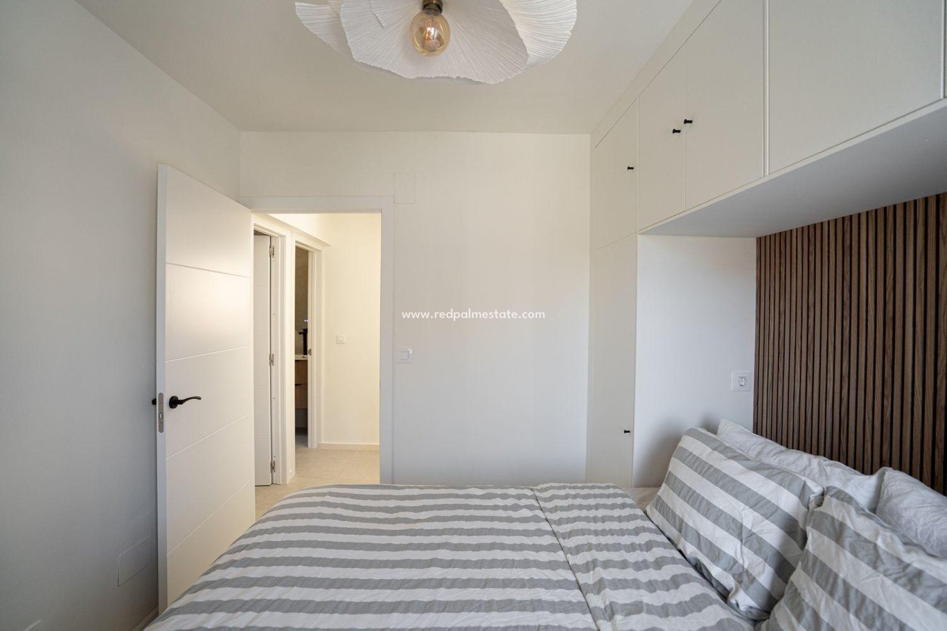 Videresalg - Rekkehus -
Orihuela Costa - Los Almendros-la Florida