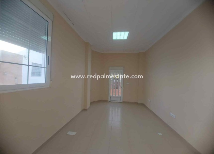 Videresalg - Rekkehus -
Orihuela Costa - Orihuela