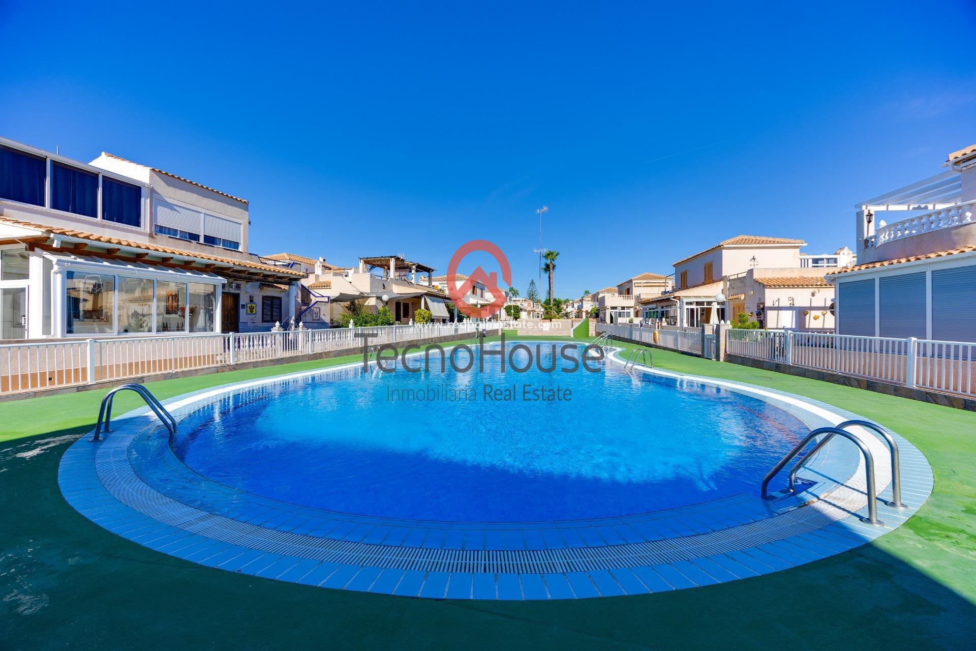 Videresalg - Rekkehus -
Orihuela Costa - Playa Flamenca