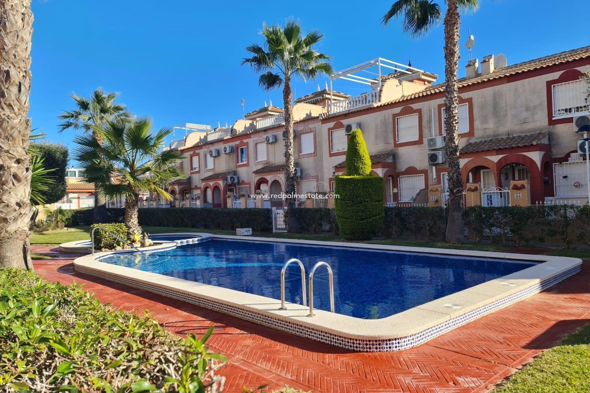 Videresalg - Rekkehus -
Orihuela Costa - Playa Flamenca