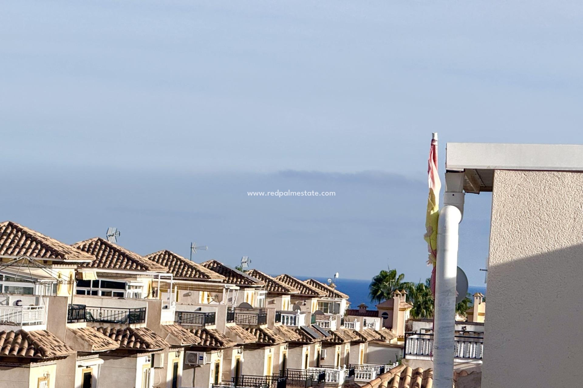 Videresalg - Rekkehus -
Orihuela Costa - Playa Flamenca