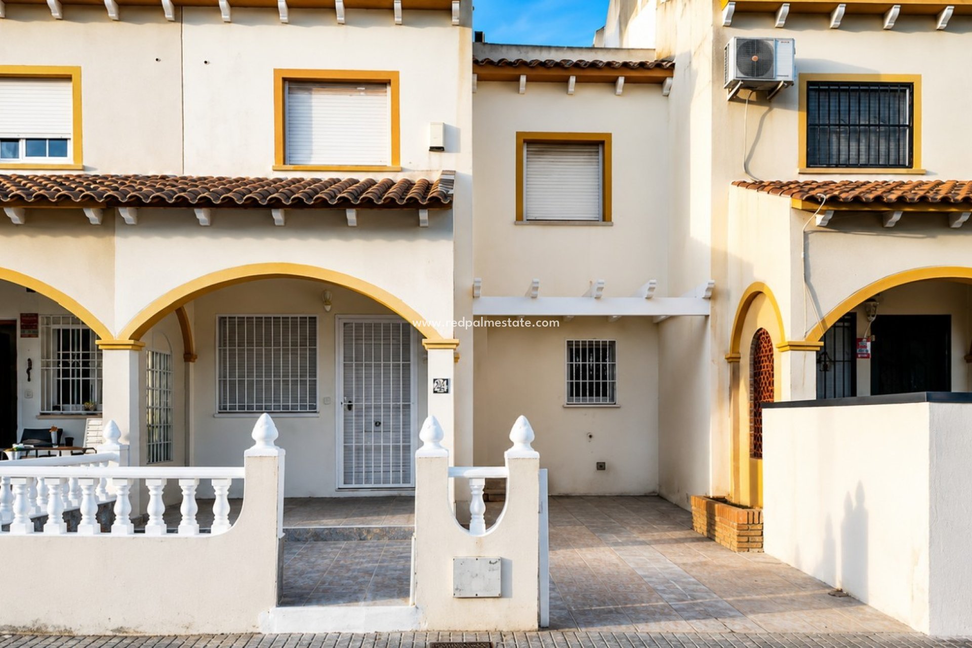 Videresalg - Rekkehus -
Orihuela Costa - Playa Flamenca
