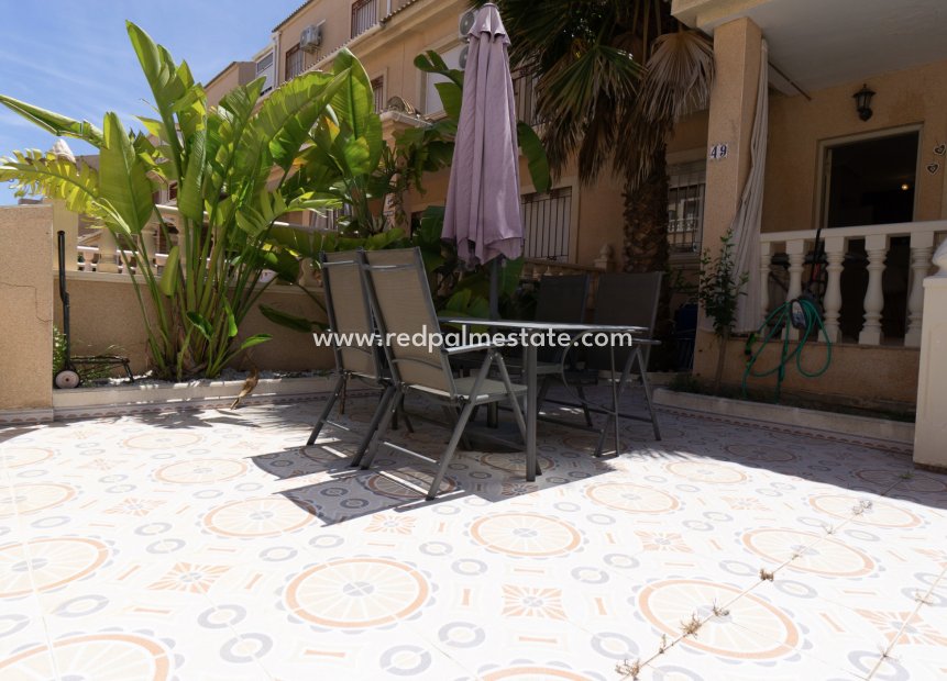 Videresalg - Rekkehus -
Orihuela Costa - Playa Flamenca
