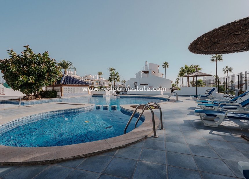 Videresalg - Rekkehus -
Orihuela Costa - Res. Las Filipinas