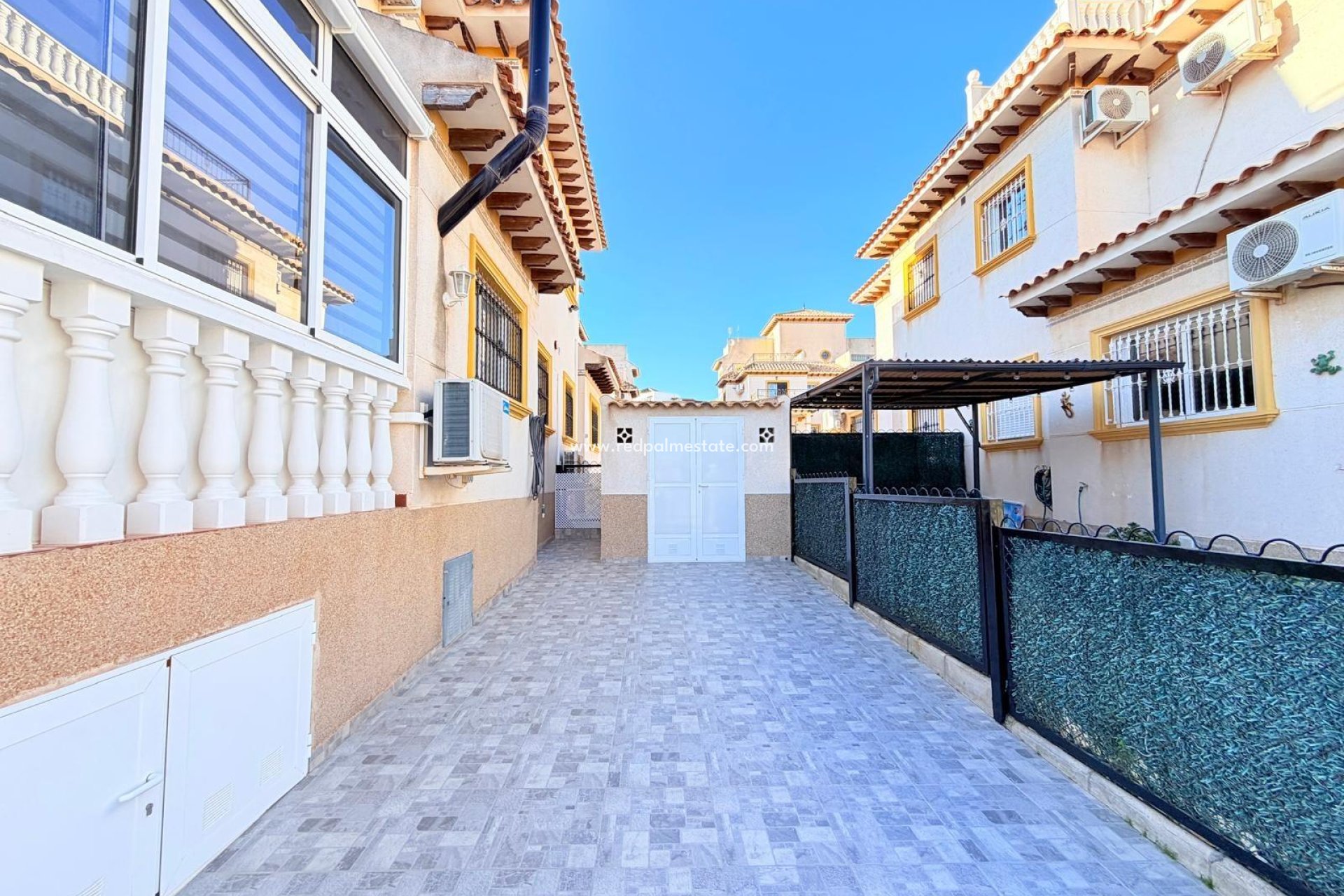 Videresalg - Rekkehus -
Orihuela Costa - Villamartín