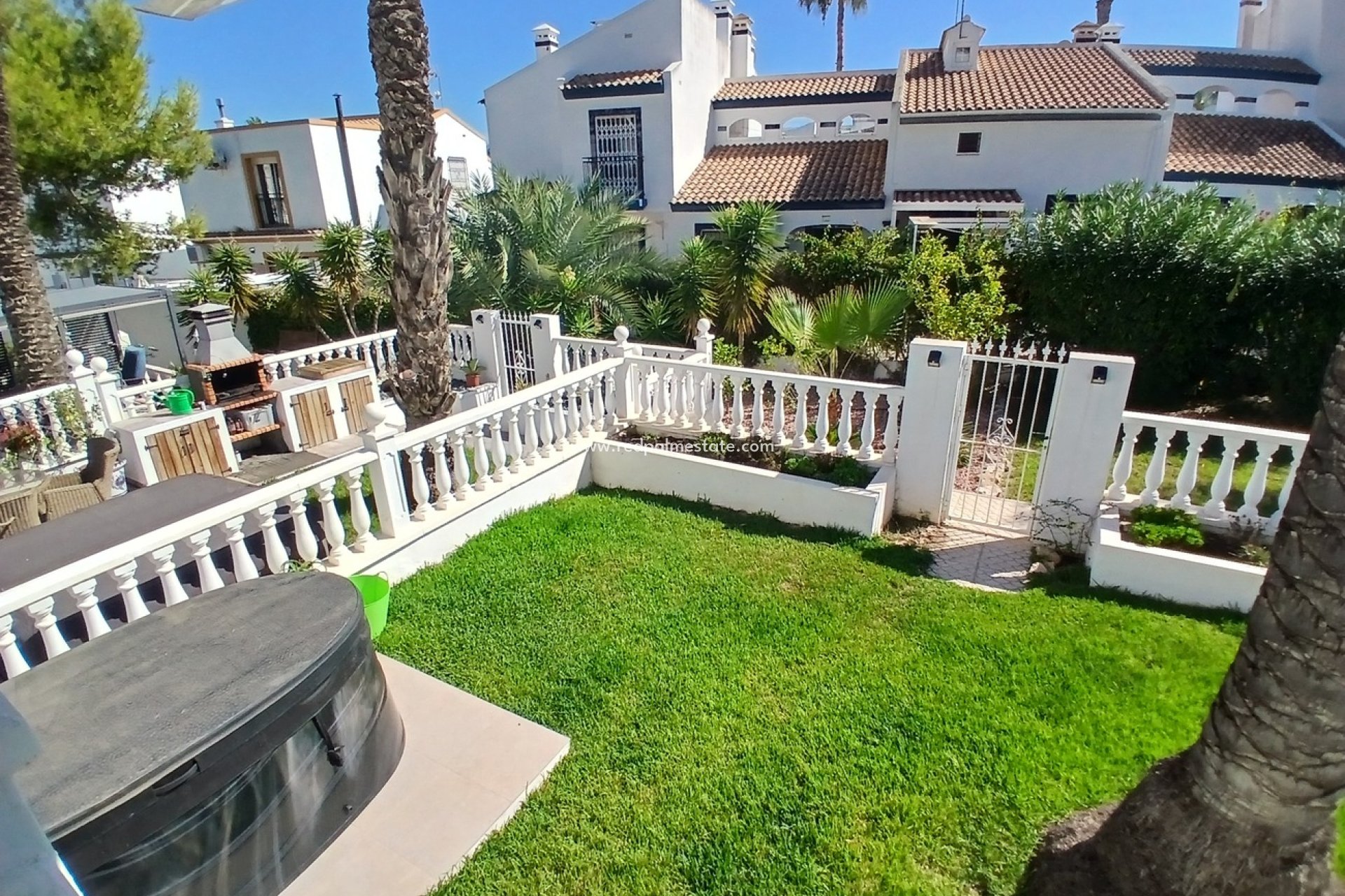Videresalg - Rekkehus -
Orihuela Costa - Villamartín