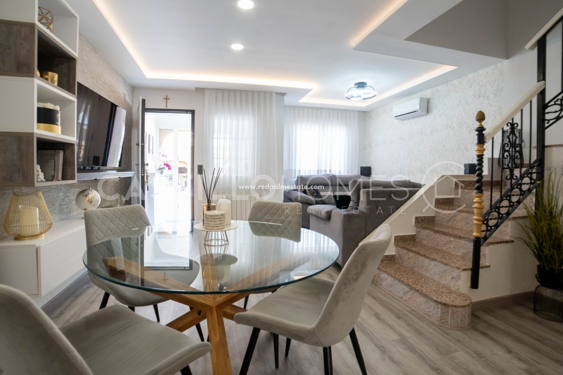 Videresalg - Rekkehus -
Orihuela Costa - Villamartín