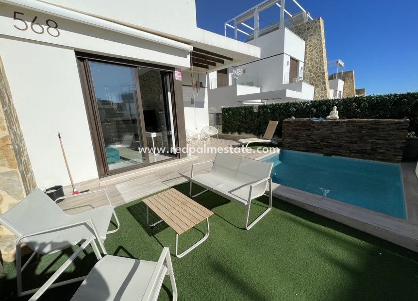 Videresalg - Rekkehus -
Orihuela Costa - Villamartín