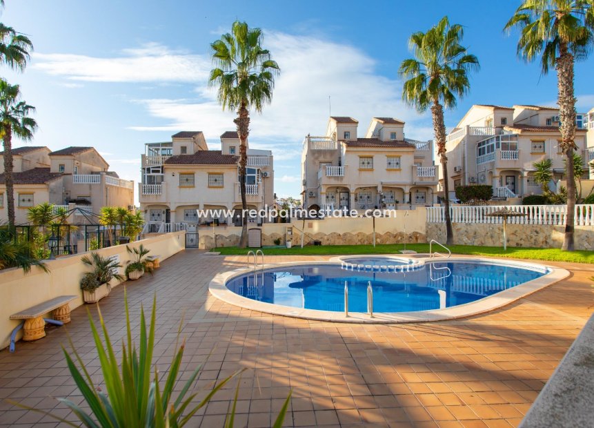 Videresalg - Rekkehus -
Orihuela Costa - Villamartín