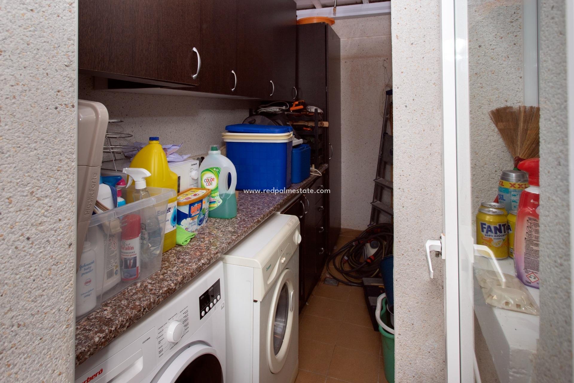 Videresalg - Rekkehus -
Orihuela Costa - Villamartín