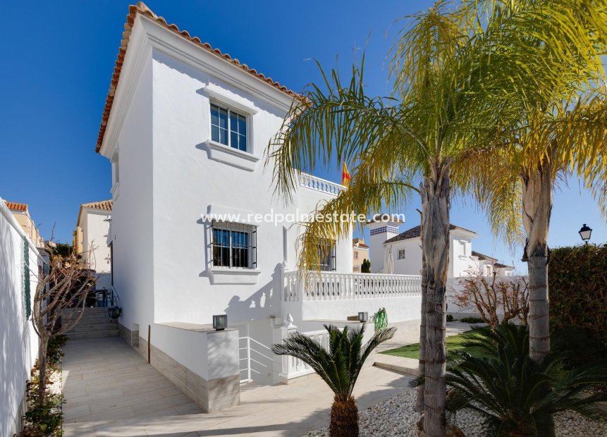 Videresalg - Rekkehus -
Orihuela Costa - Villamartín