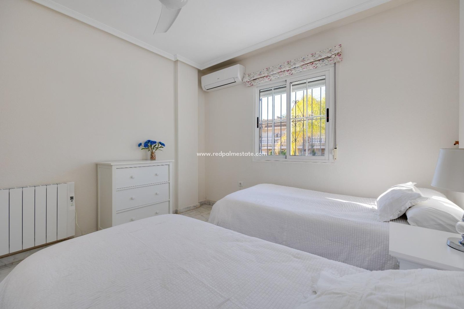 Videresalg - Rekkehus -
Orihuela Costa - Villamartín