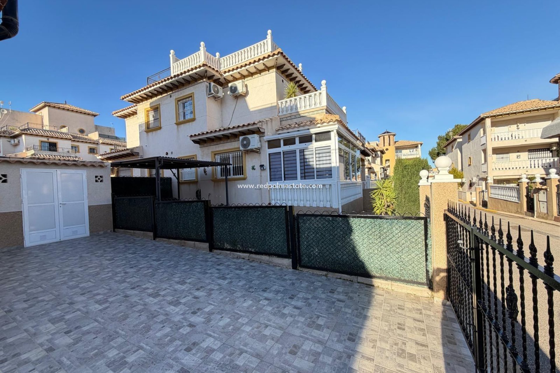Videresalg - Rekkehus -
Orihuela Costa - Villamartín
