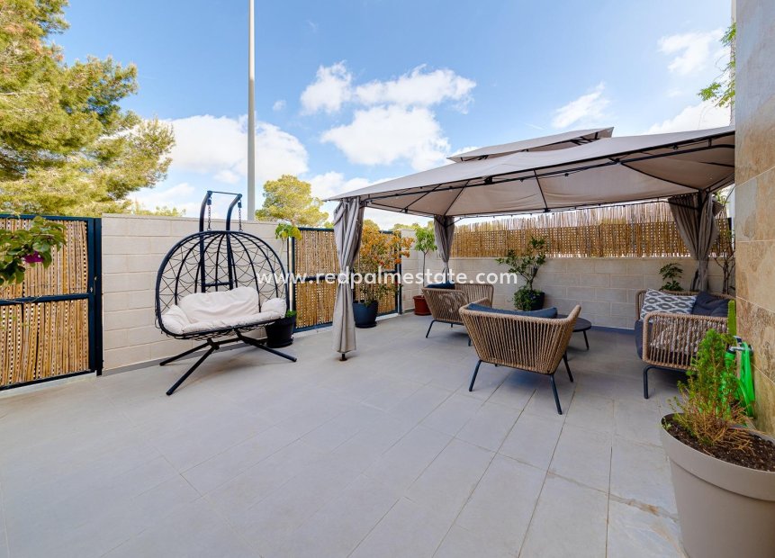 Videresalg - Rekkehus -
Orihuela Costa - Villamartín