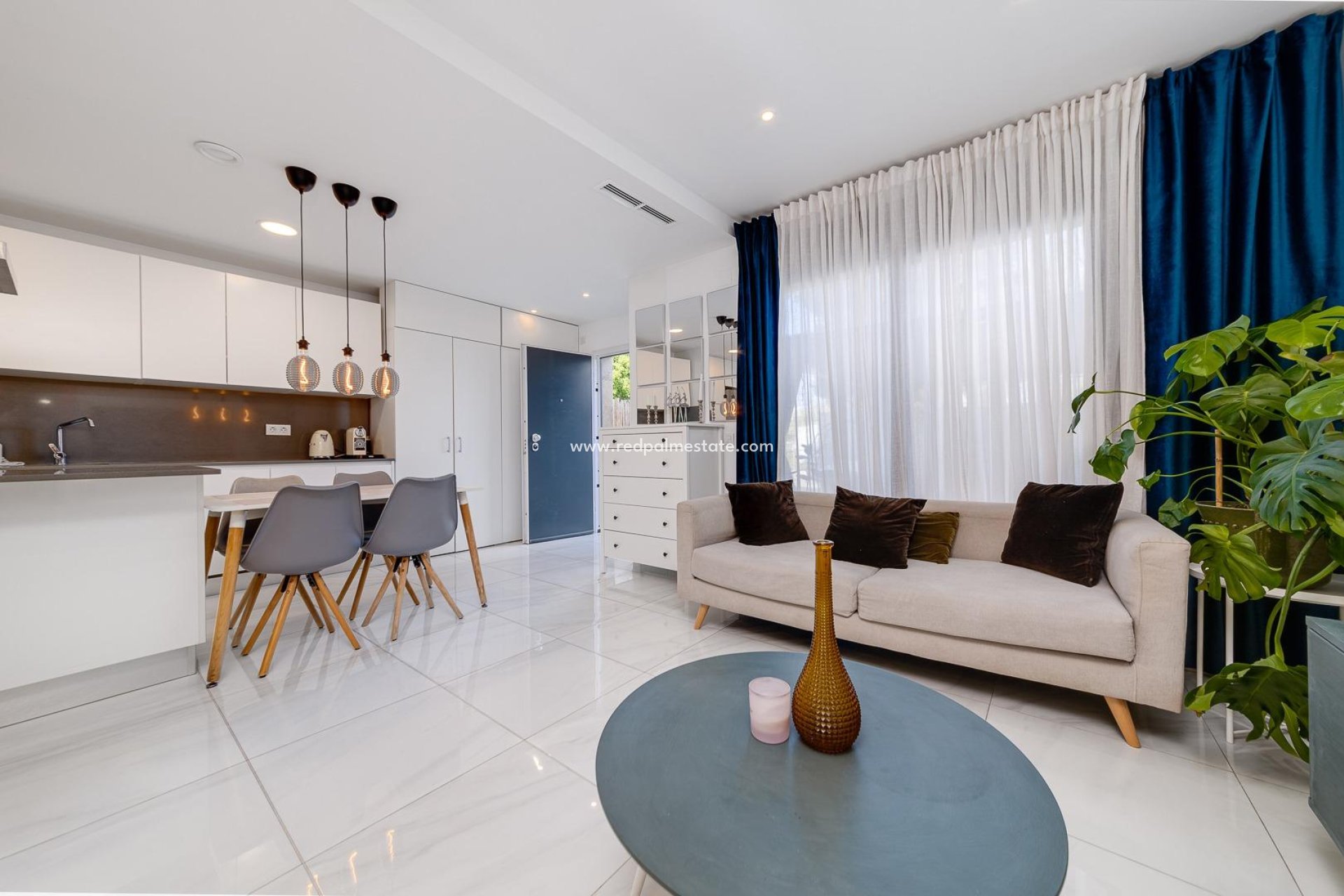 Videresalg - Rekkehus -
Orihuela Costa - Villamartín