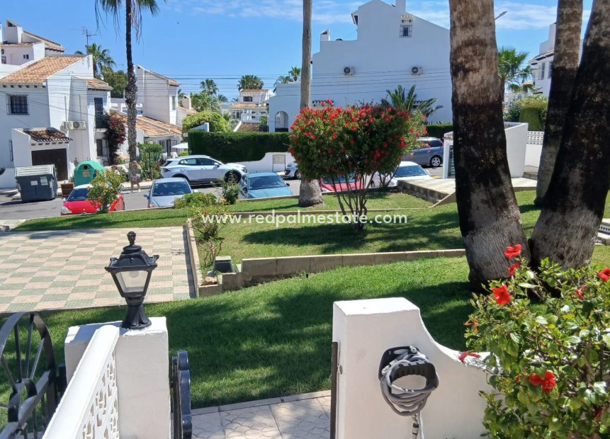 Videresalg - Rekkehus -
Orihuela Costa