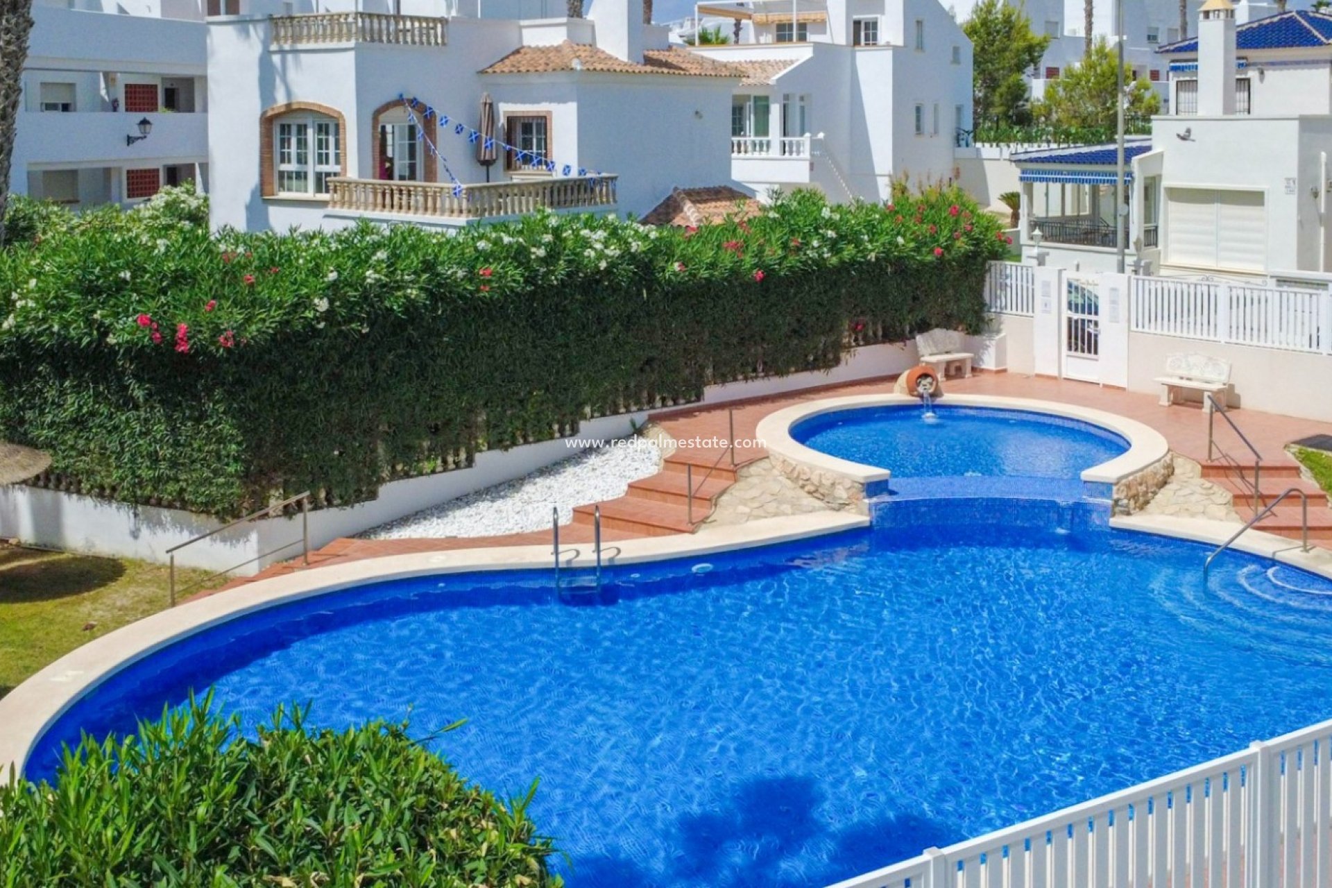 Videresalg - Rekkehus -
Orihuela Costa