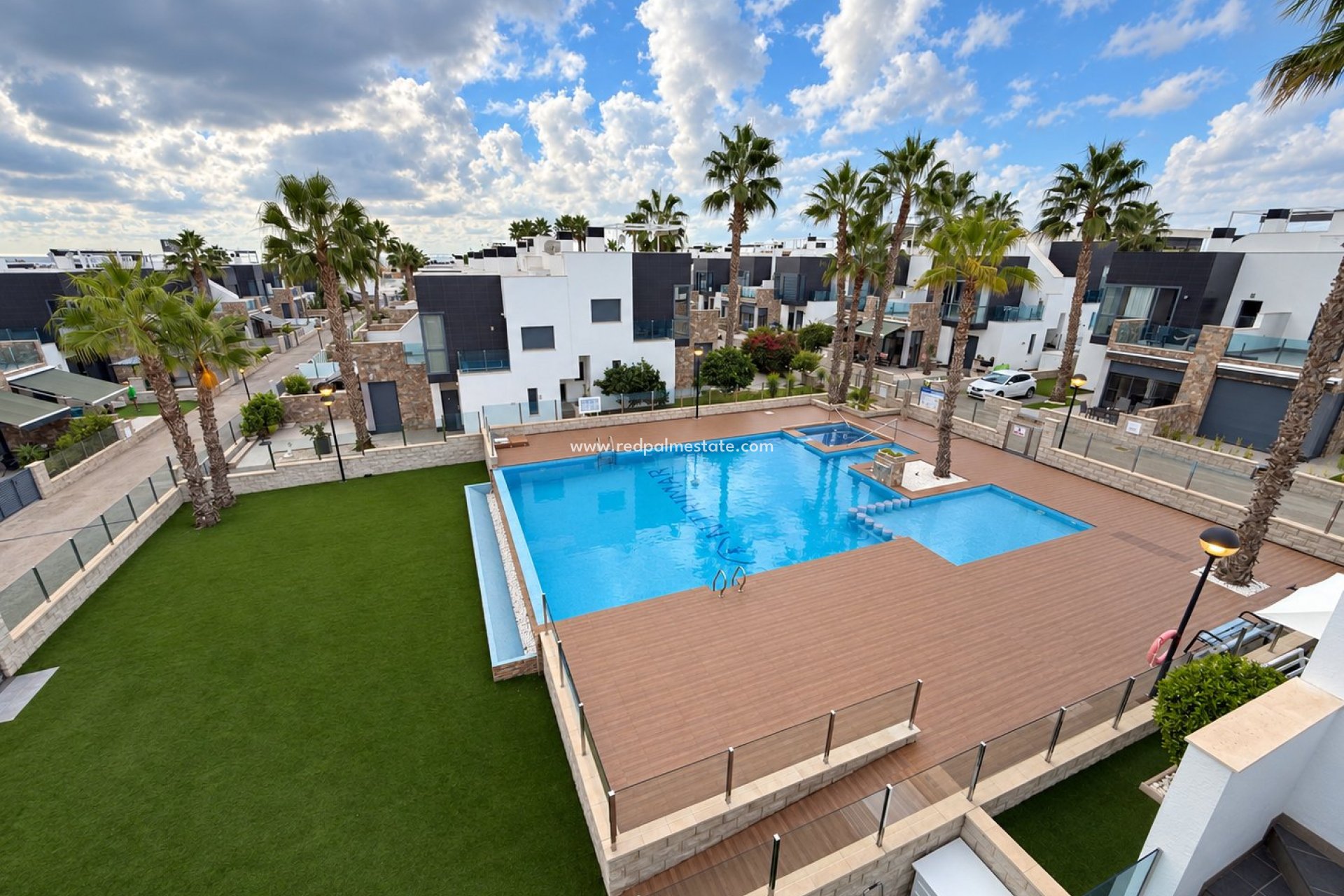 Videresalg - Rekkehus -
Orihuela Costa