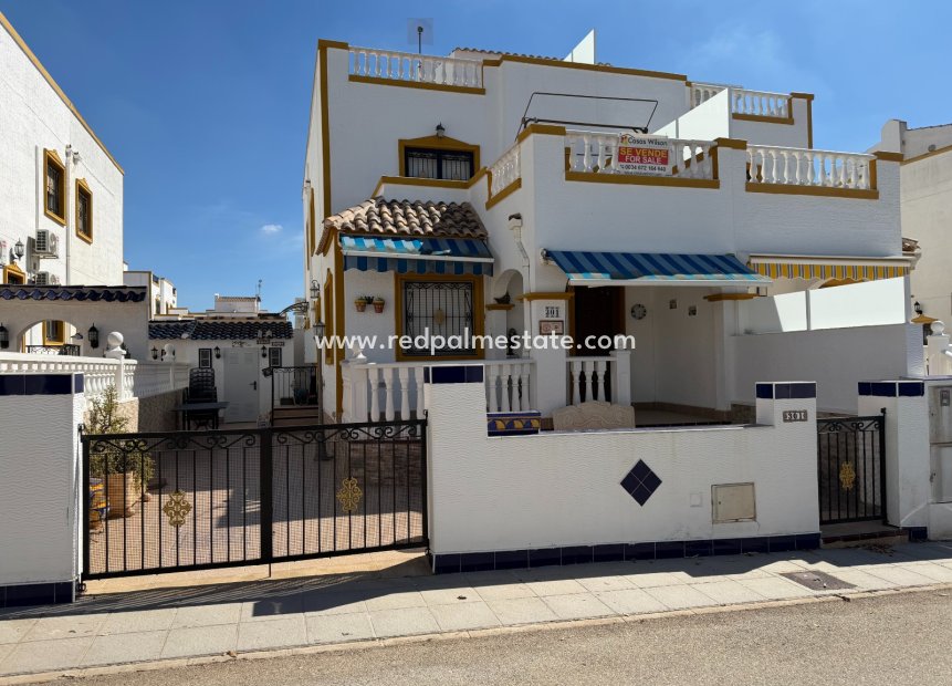 Videresalg - Rekkehus -
Orihuela - Inland