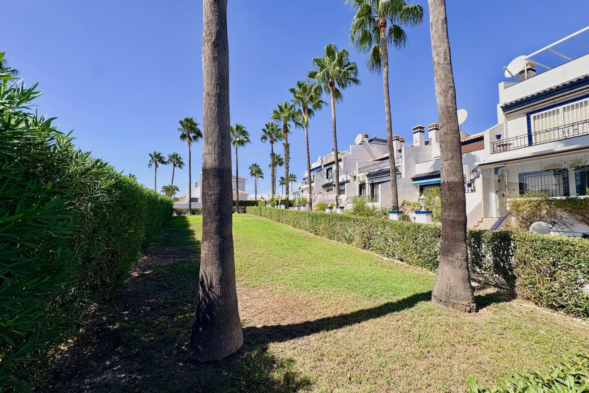 Videresalg - Rekkehus -
Orihuela - Inland