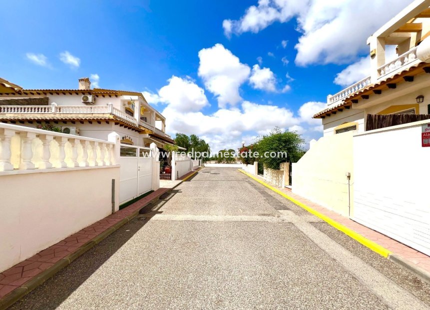 Videresalg - Rekkehus -
Orihuela - La Florida