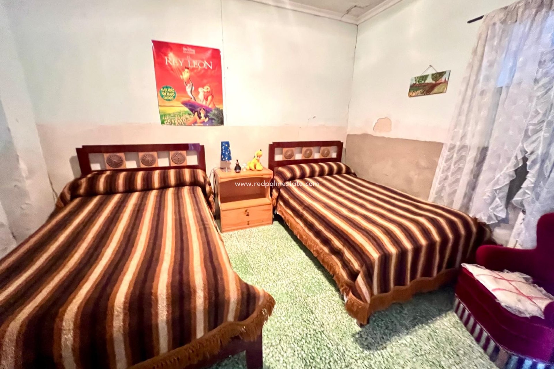 Videresalg - Rekkehus -
Pinoso - Inland