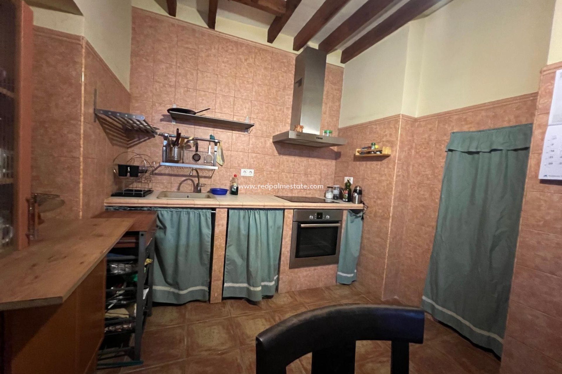 Videresalg - Rekkehus -
Pinoso - Inland