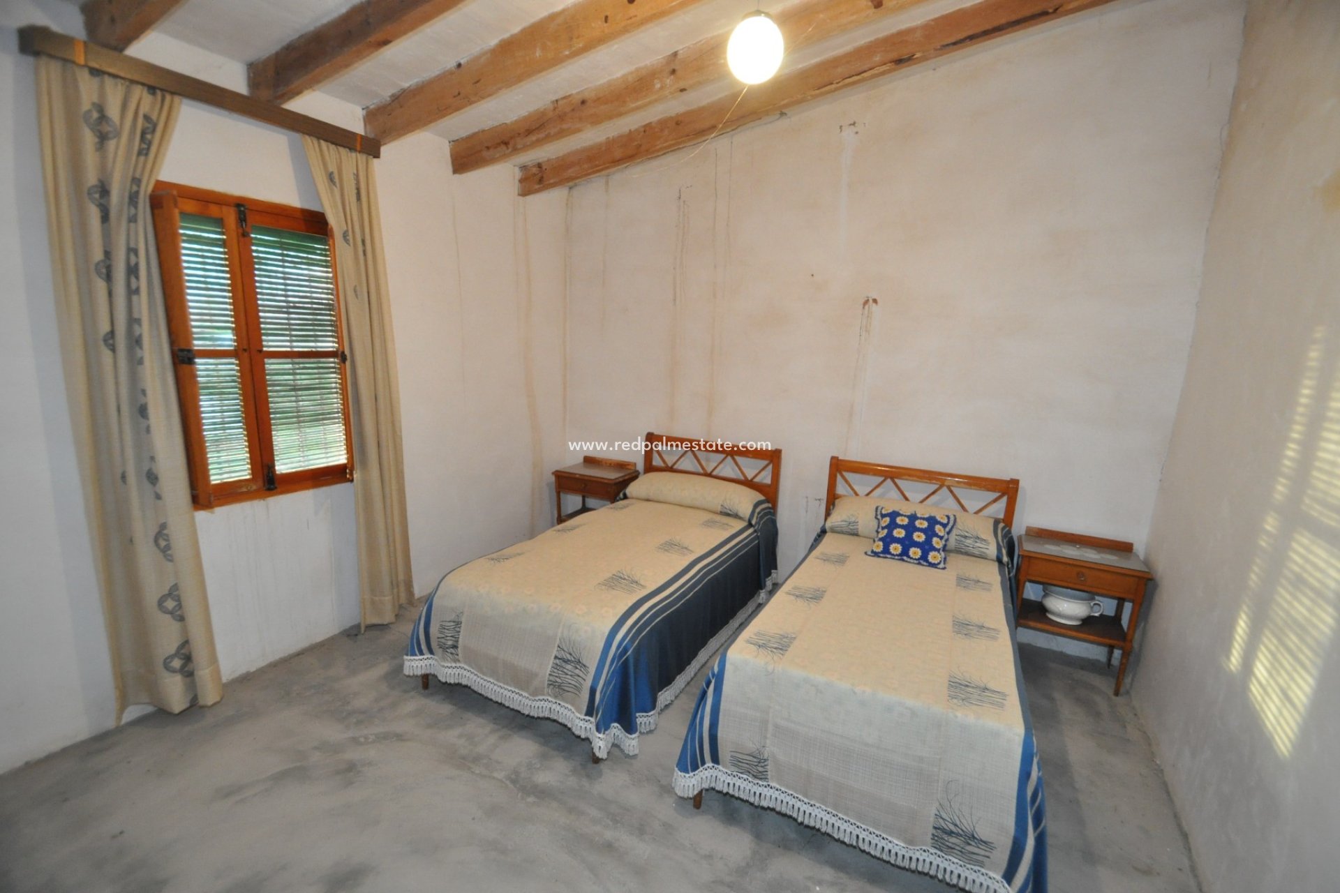 Videresalg - Rekkehus -
Pinoso - Inland