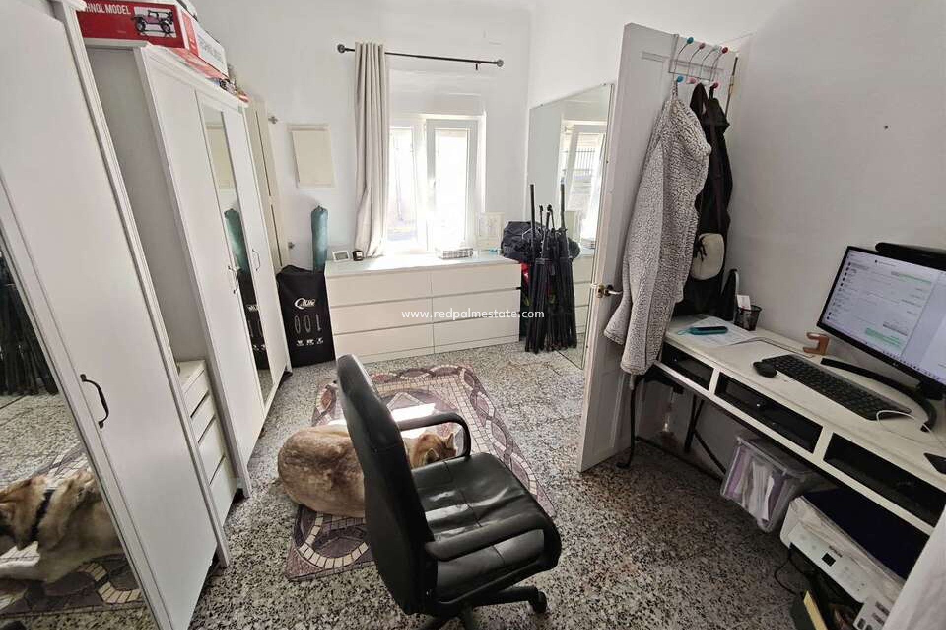 Videresalg - Rekkehus -
Pinoso - Inland