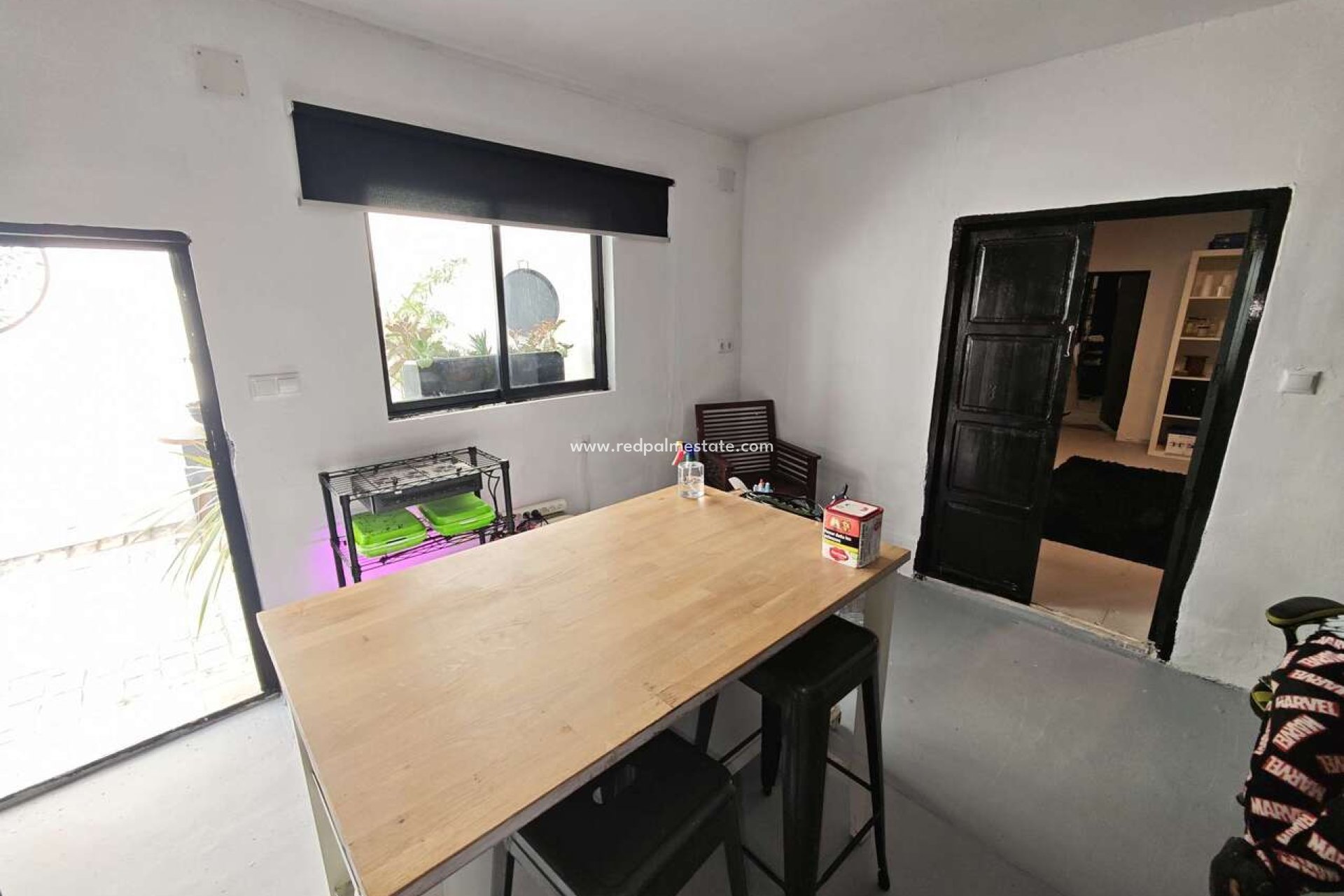 Videresalg - Rekkehus -
Pinoso - Inland