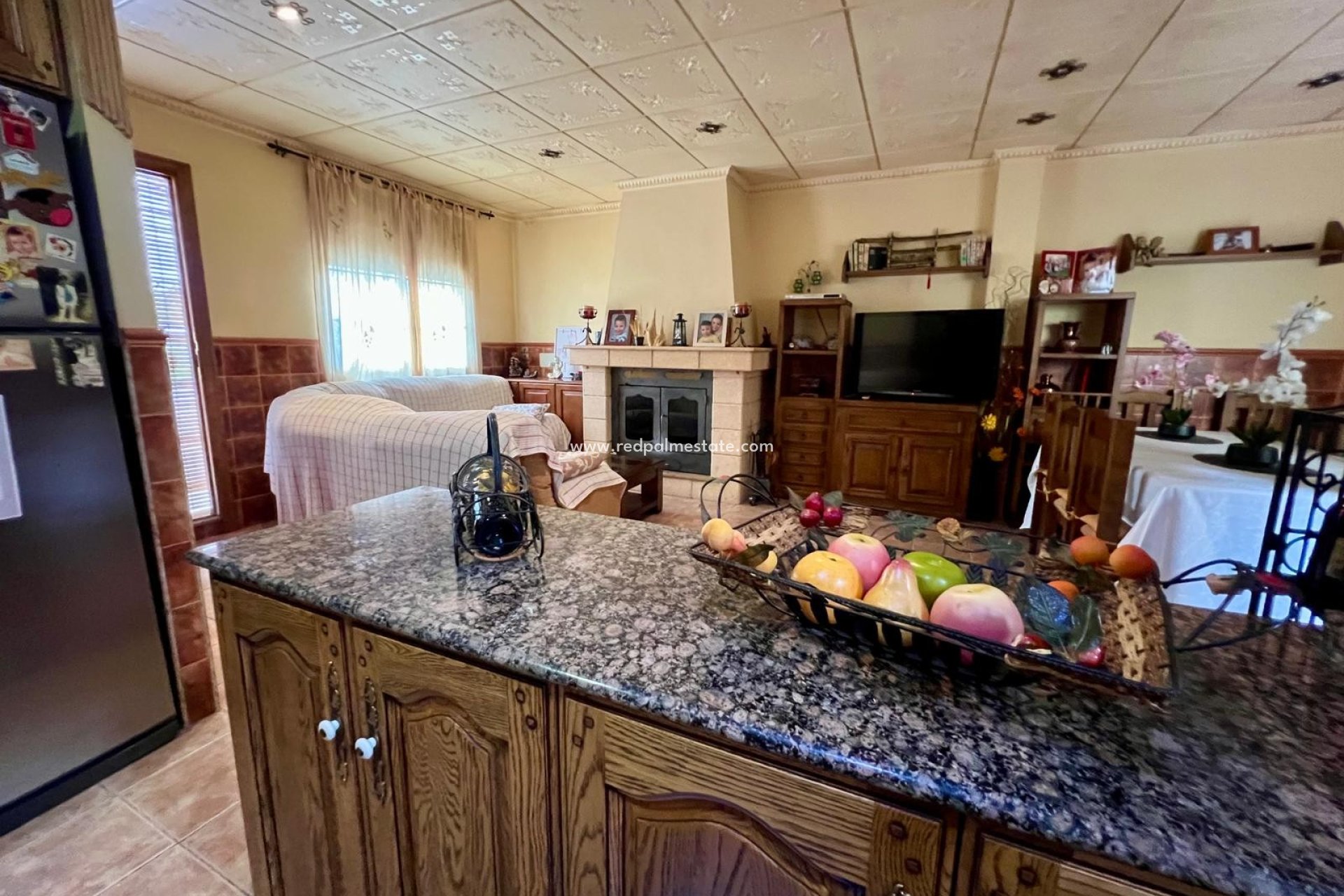 Videresalg - Rekkehus -
Pinoso - Inland