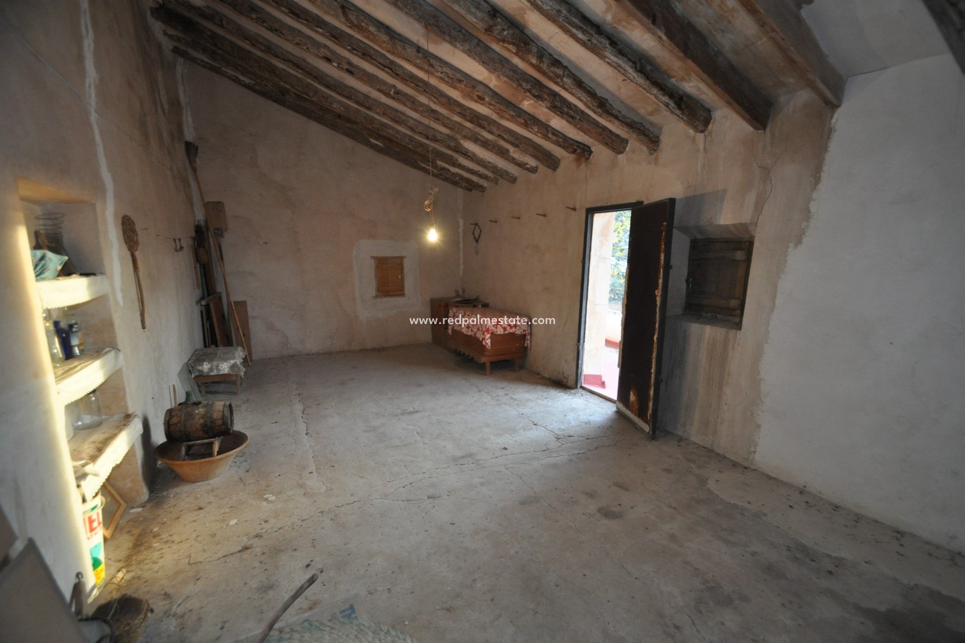 Videresalg - Rekkehus -
Pinoso - Inland