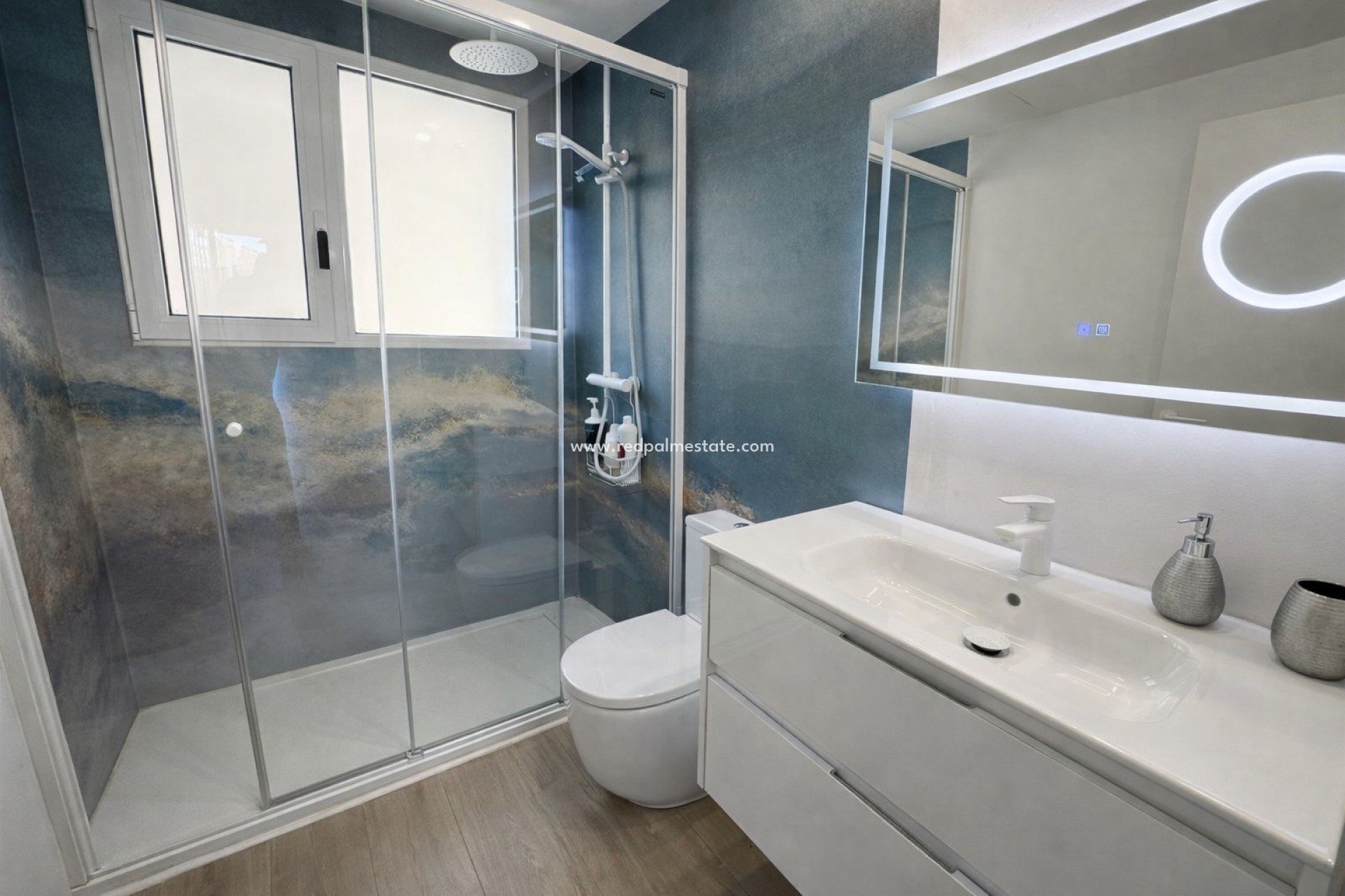 Videresalg - Rekkehus -
Polop