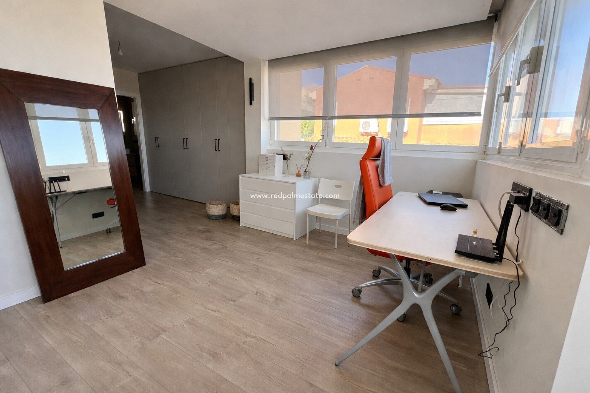 Videresalg - Rekkehus -
Polop