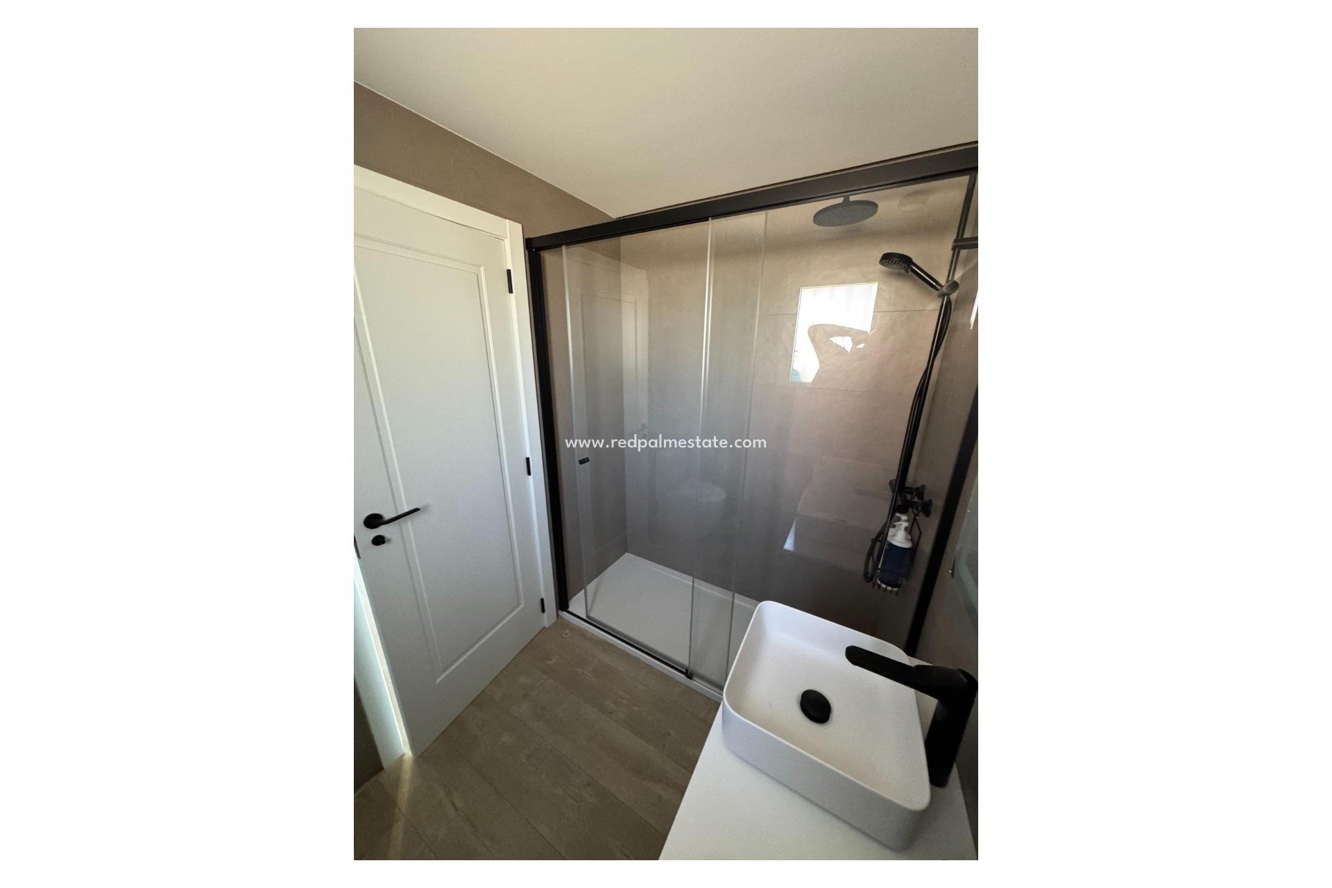 Videresalg - Rekkehus -
Polop