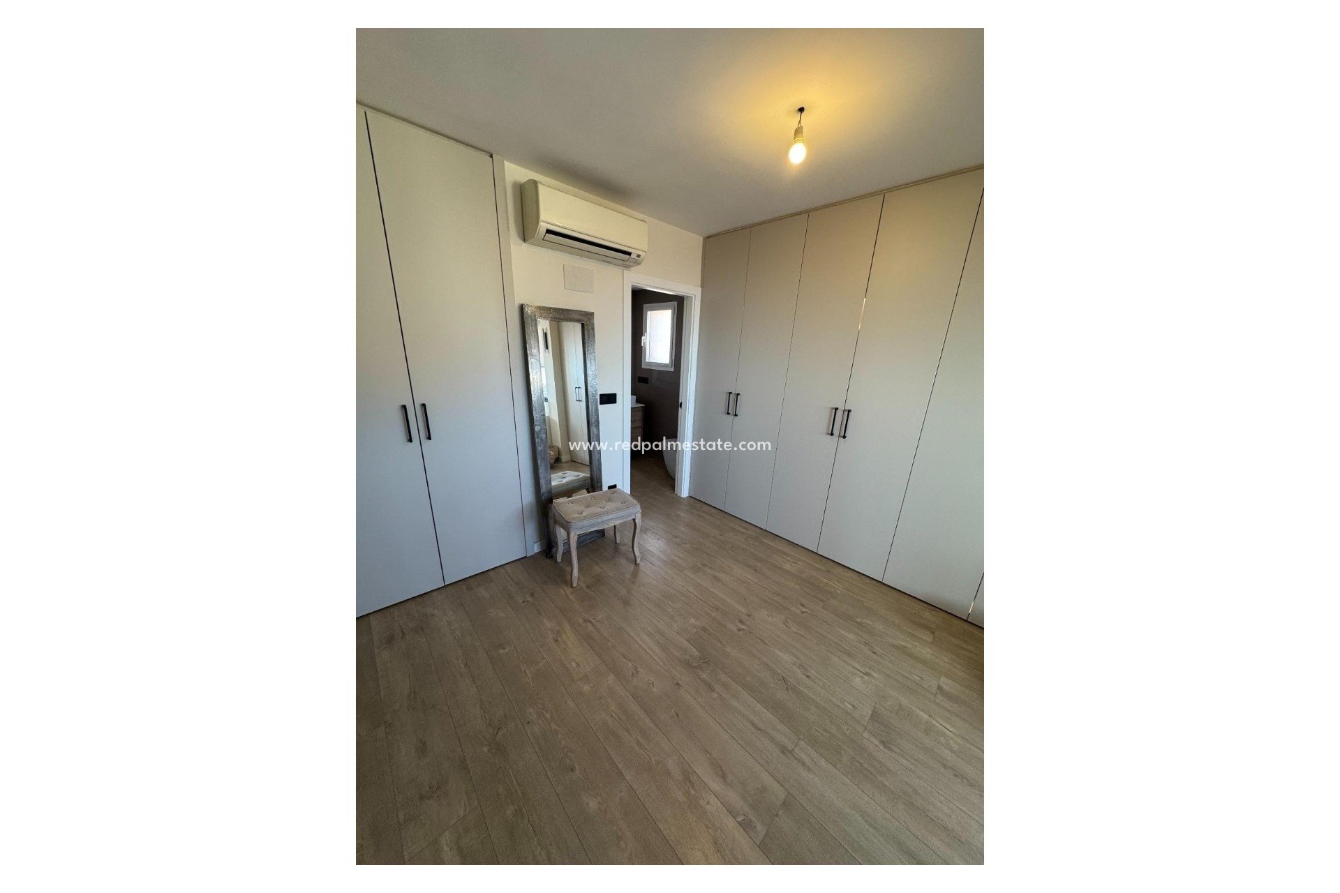 Videresalg - Rekkehus -
Polop