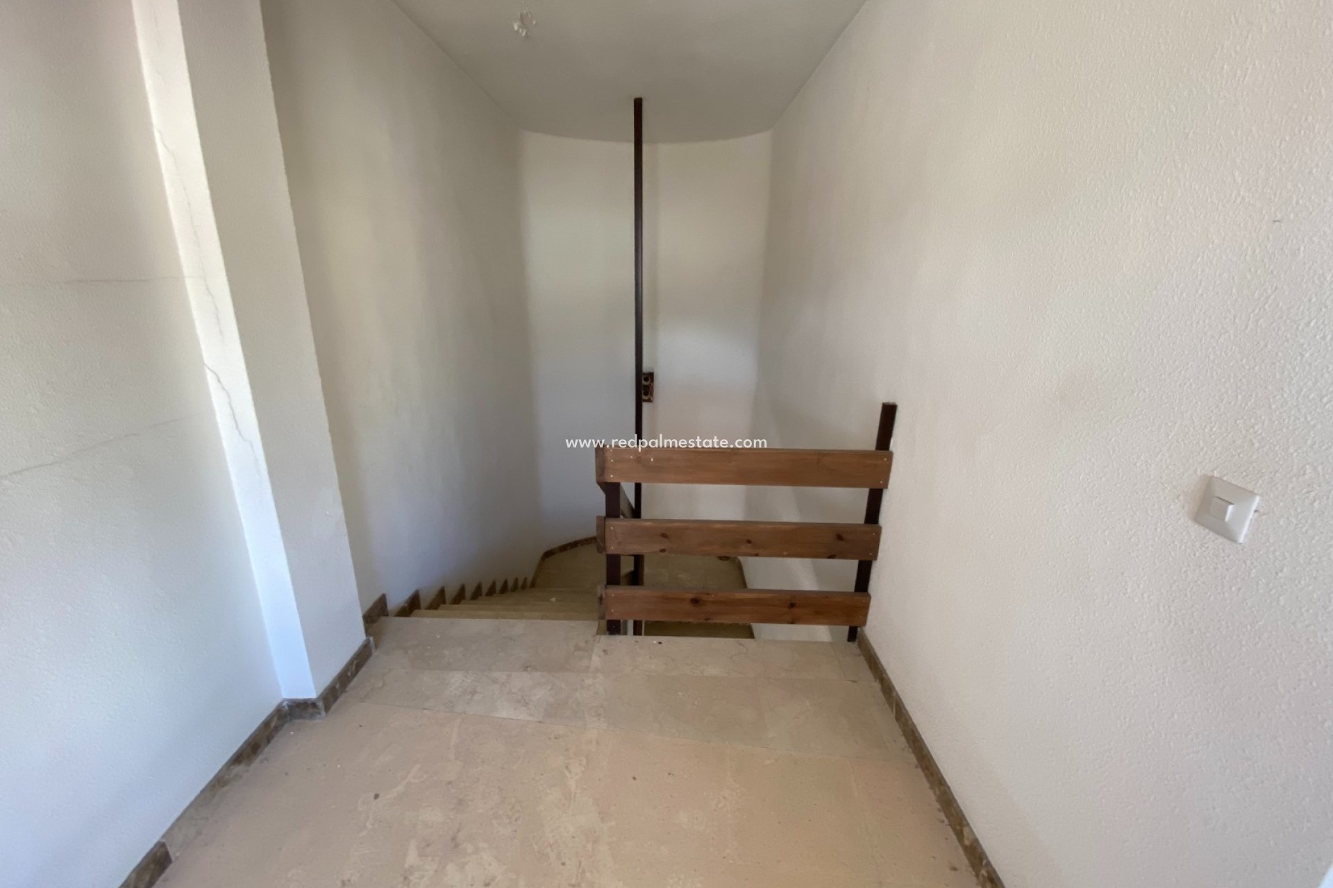 Videresalg - Rekkehus -
Salinas